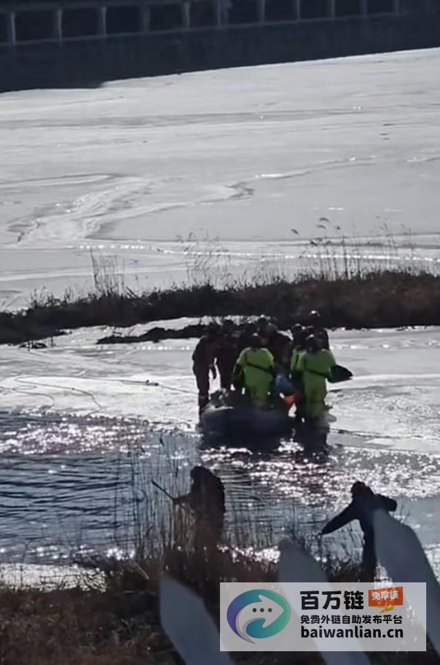 搜救持续无果 河北冬泳者冰层下遇难 (搜救失败)